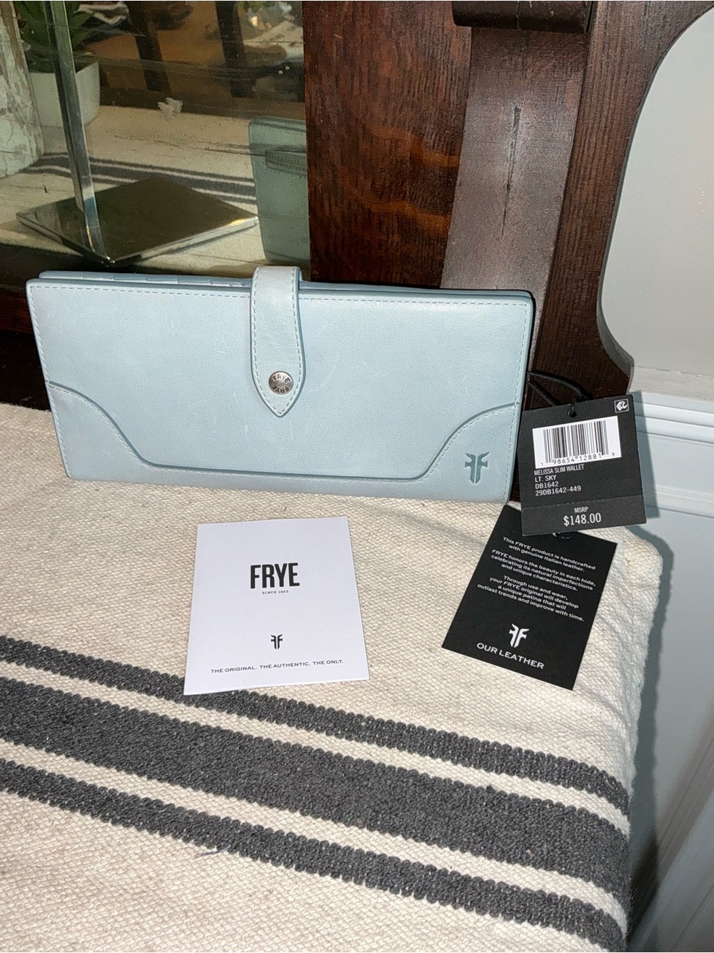 NWT Frye Melissa Slim Wallet Lt Sky Light Sky Blue MSRP $148